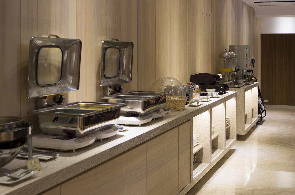 טאיפיי Noble Hotel מראה חיצוני תמונה