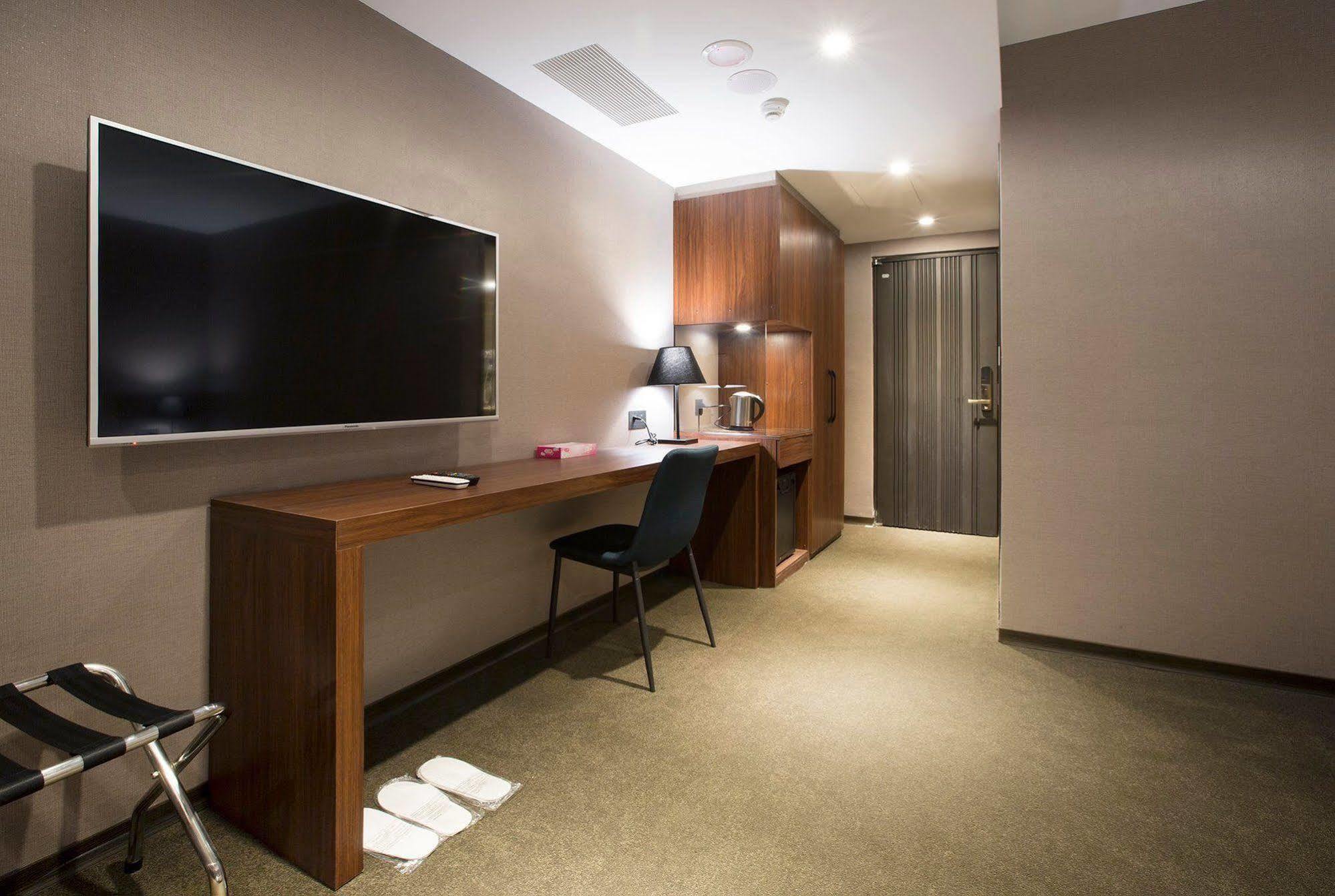 טאיפיי Noble Hotel מראה חיצוני תמונה