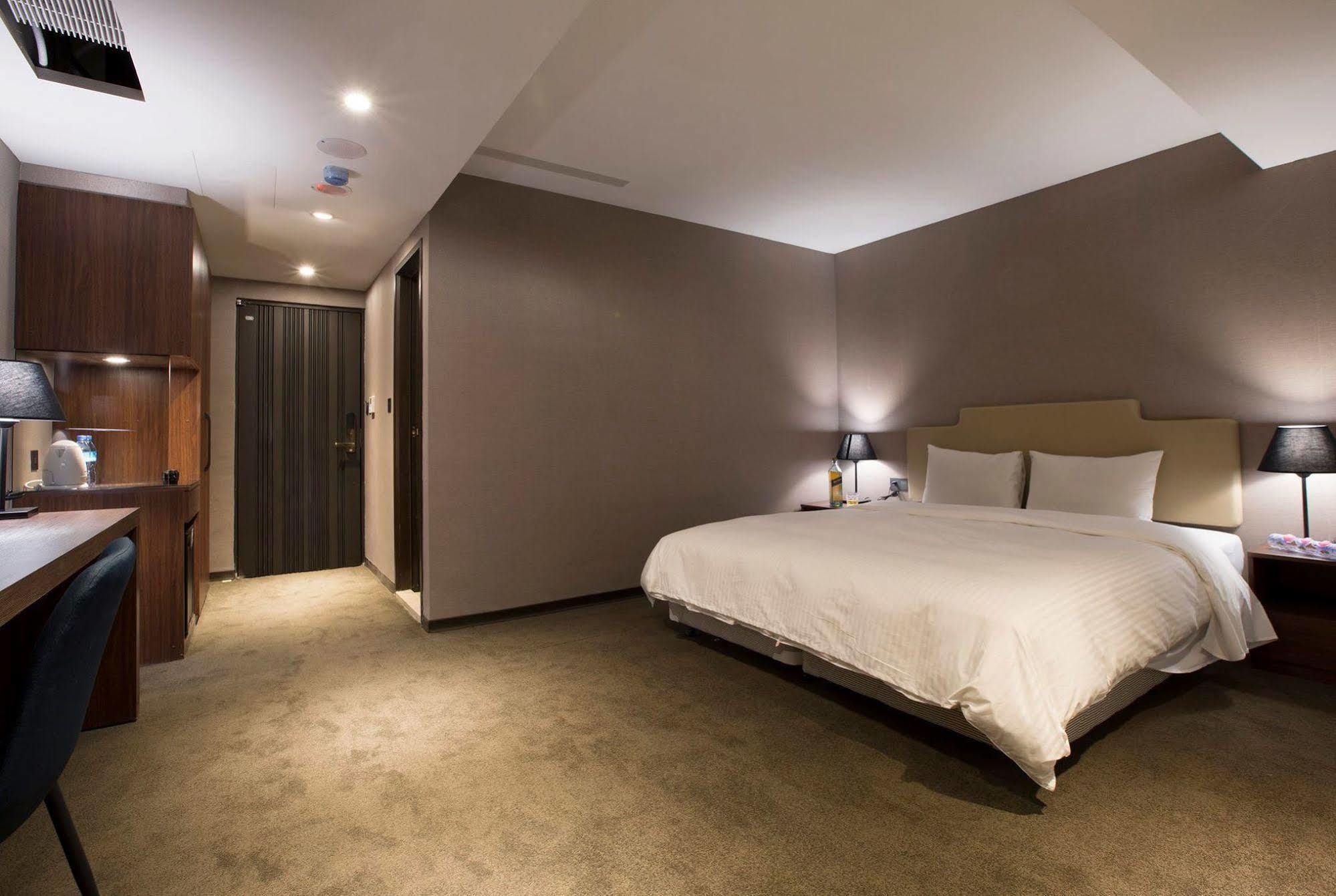טאיפיי Noble Hotel מראה חיצוני תמונה