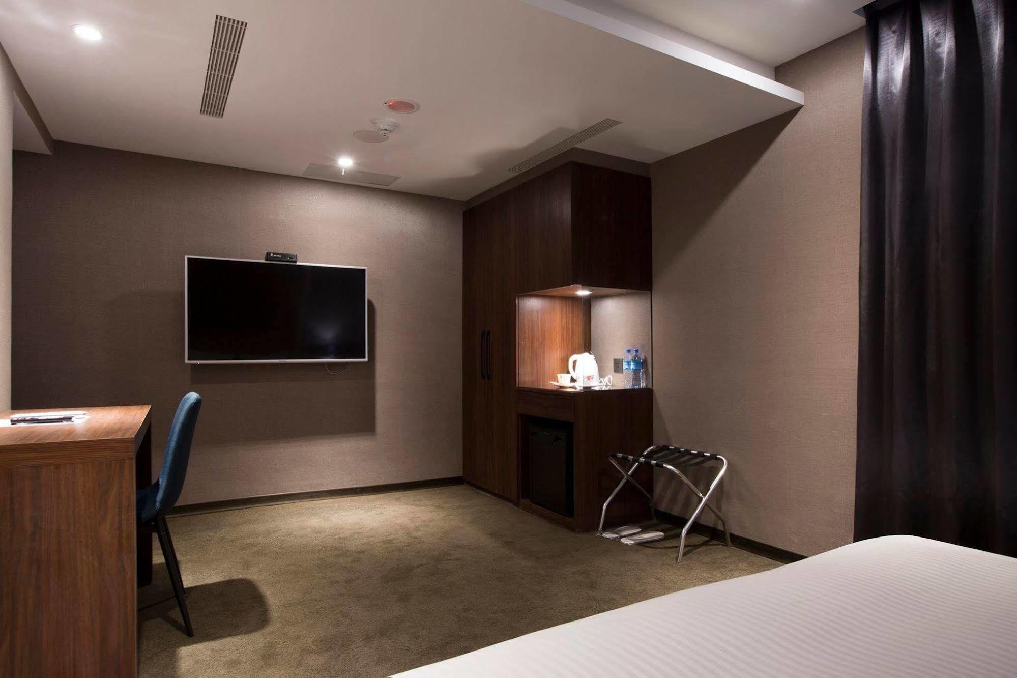 טאיפיי Noble Hotel מראה חיצוני תמונה